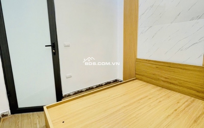 Nhà ngõ Văn Chương - Tôn Đức Thắng: Sáng - đẹp sẵn ở, 4 tầng - 3ph ngủ, 5.55 tỷ